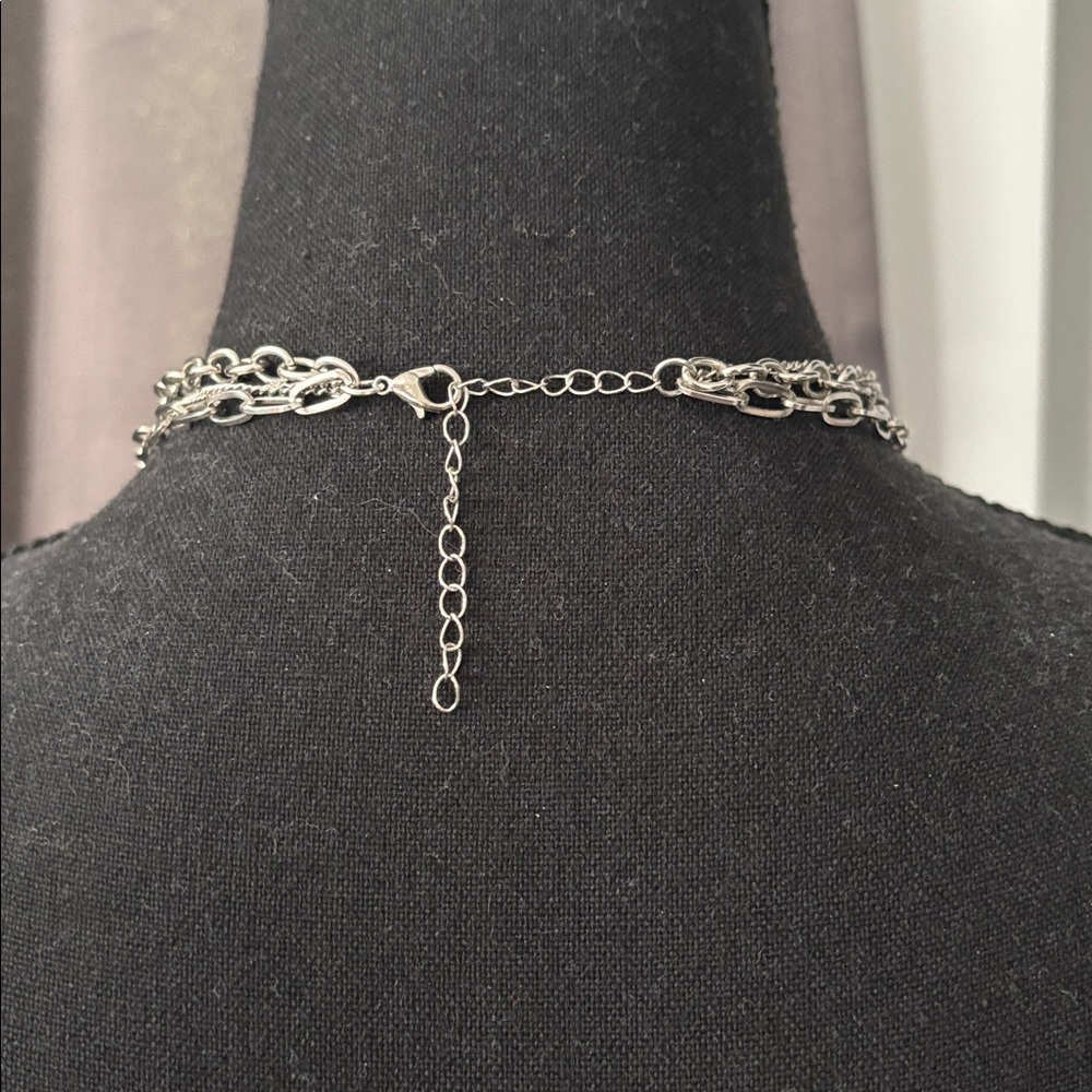 Layered Silver and Stone Necklace
EUC - Picture 2 of 2